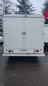 2016 Ford E-350 - image 2 of 6