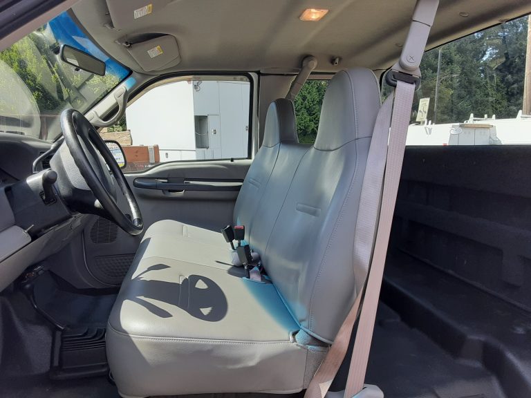 2001 Ford F-250 - image 4 of 6