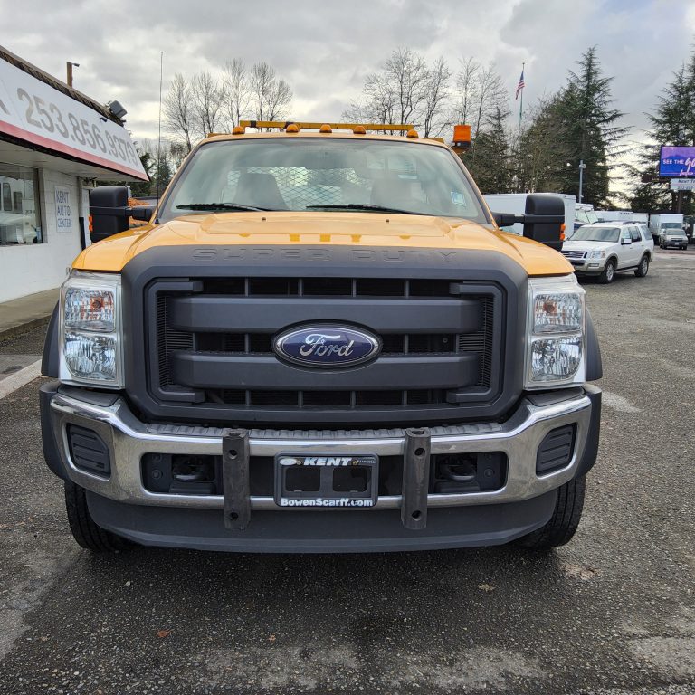 2012 Ford F-550 - image 1 of 6