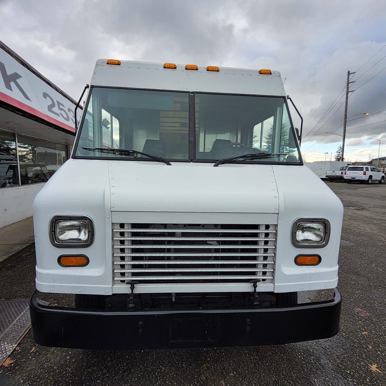 2011 Ford E-450 - image 1 of 6