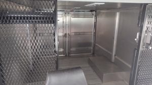 2016 Ford E-350 - image 3 of 6