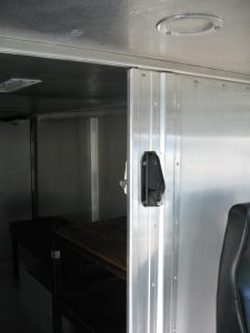 2014 Ford E-350 - image 4 of 6