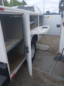 2016 Dodge Ram 3500 - image 5 of 6