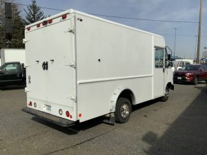 2011 Ford E-350 6414b2a410744a46455740b4-768x576-1