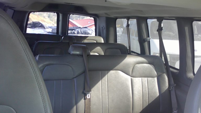 2011 Chevrolet C2500 - image 5 of 6
