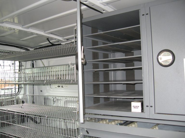 Ford - image 4 of 6