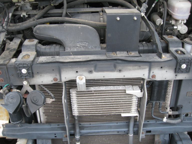 2011 Ford E-450 - image 3 of 6