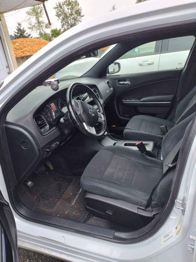 2011 Dodge Charger - image 3 of 6
