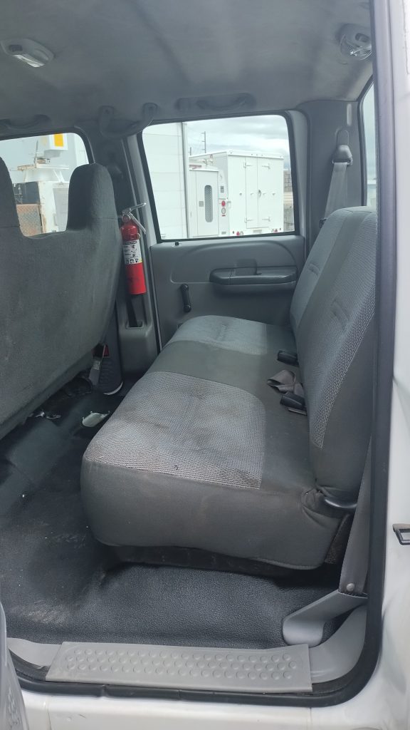 2003 Ford F-350 - image 6 of 6