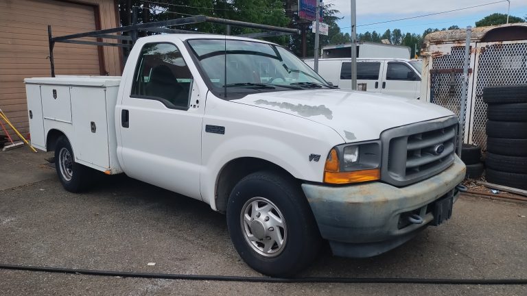 2001 Ford F-250 - image 1 of 6