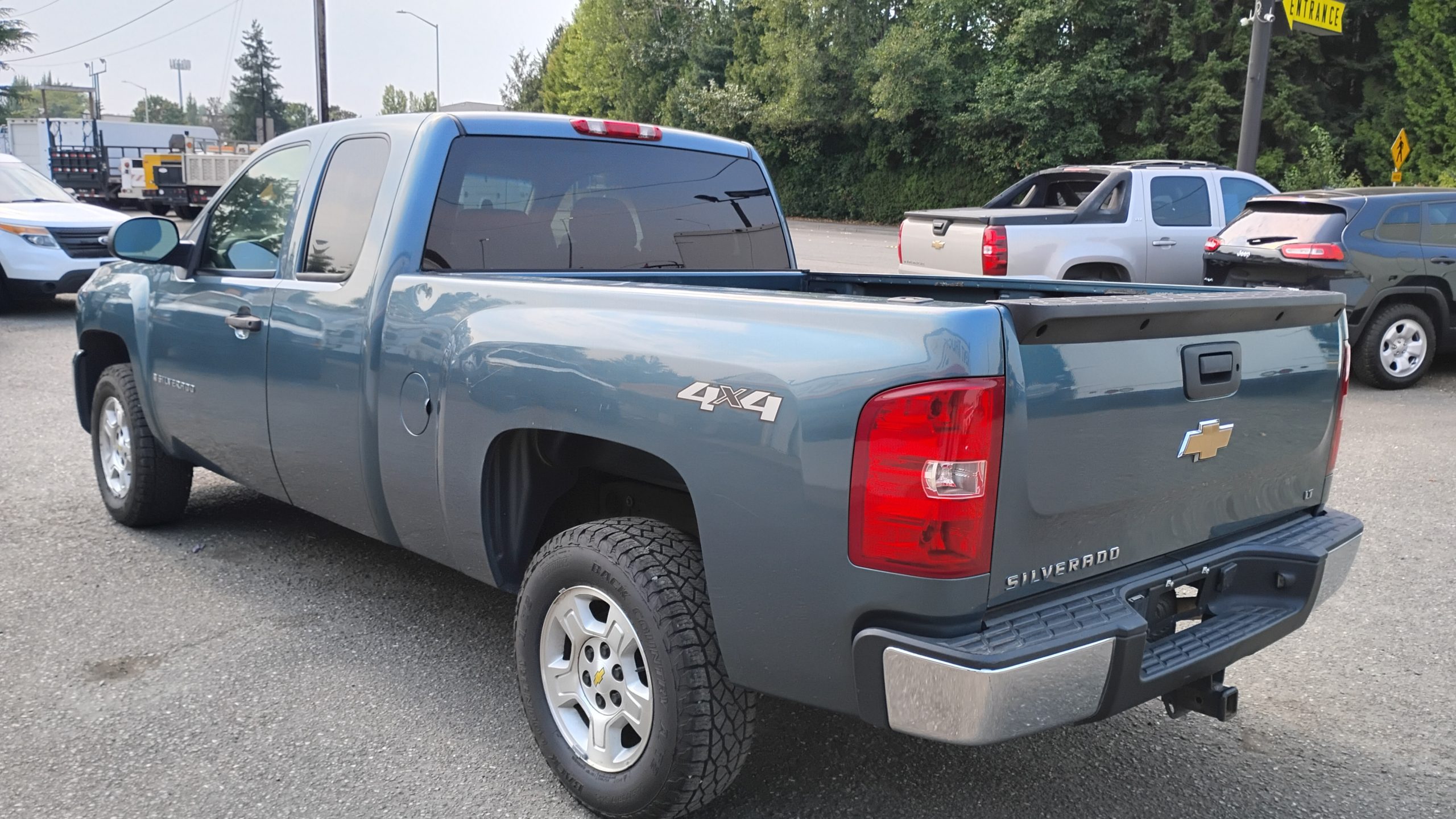 2007 Chevrolet Silverado - image 5 of 6
