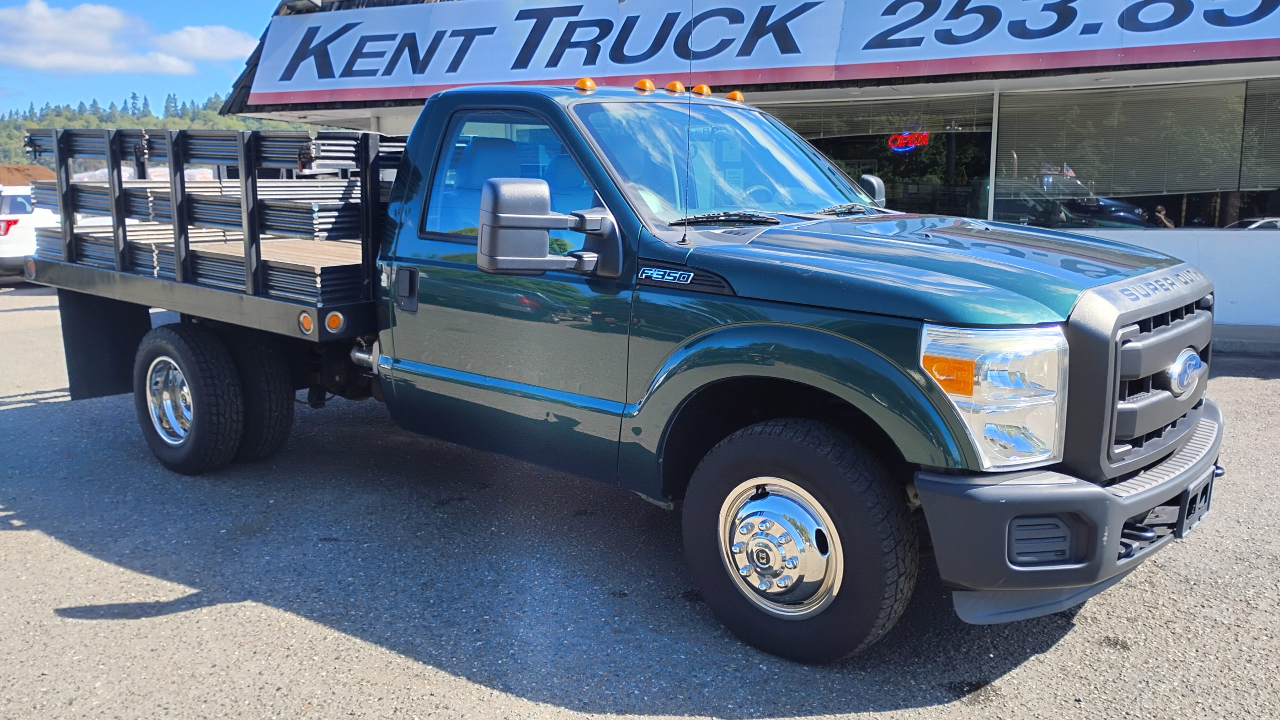2011 Ford F-350 - image 1 of 6