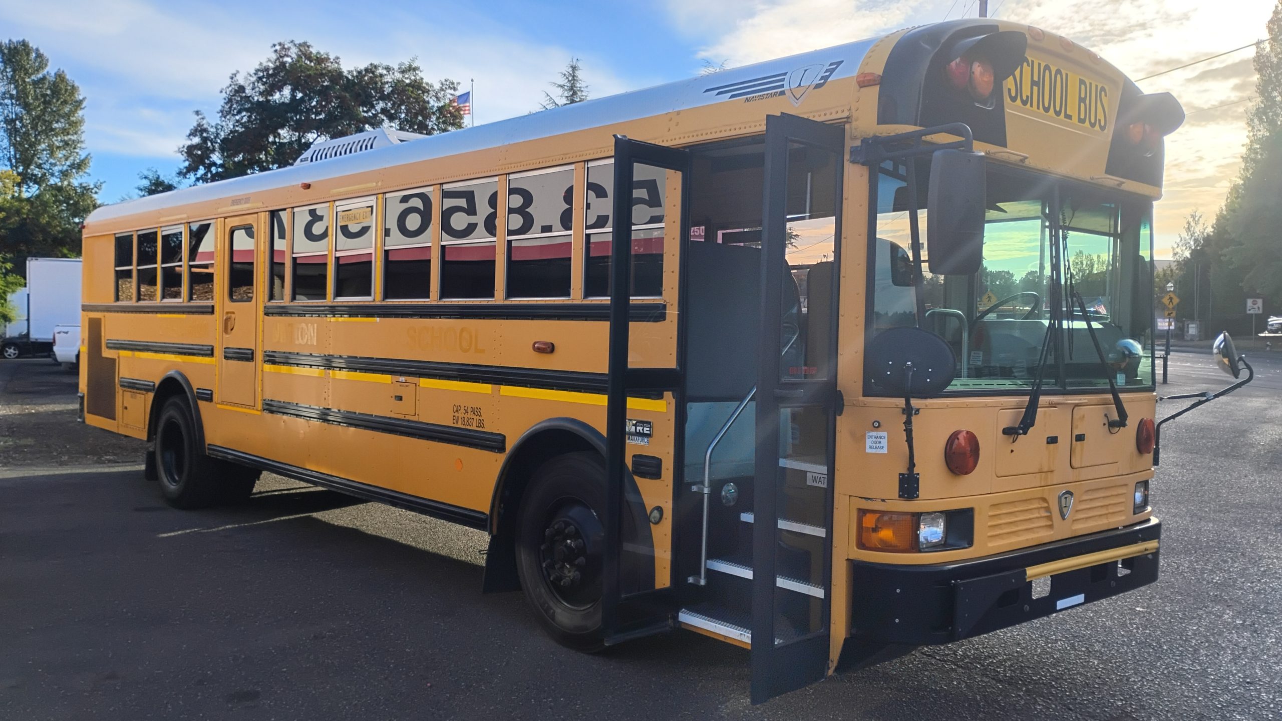 2014 IC-PB305 Bus 2014 IC-PB305 Bus - image 5 of 6