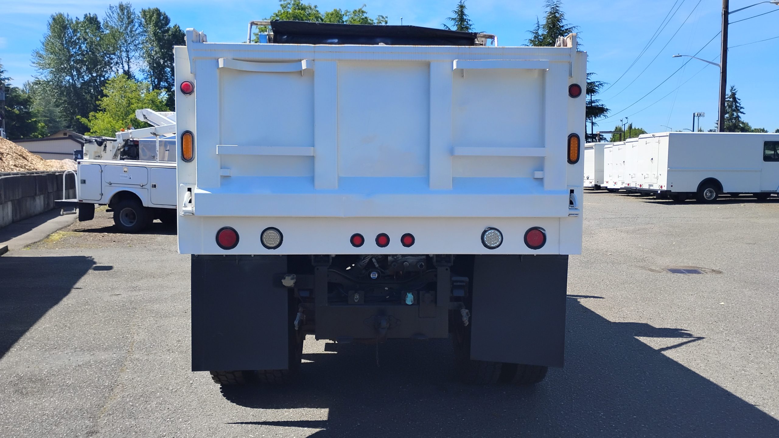 2011 International Durastar Dump 2011 International Durastar Dump - image 5 of 6