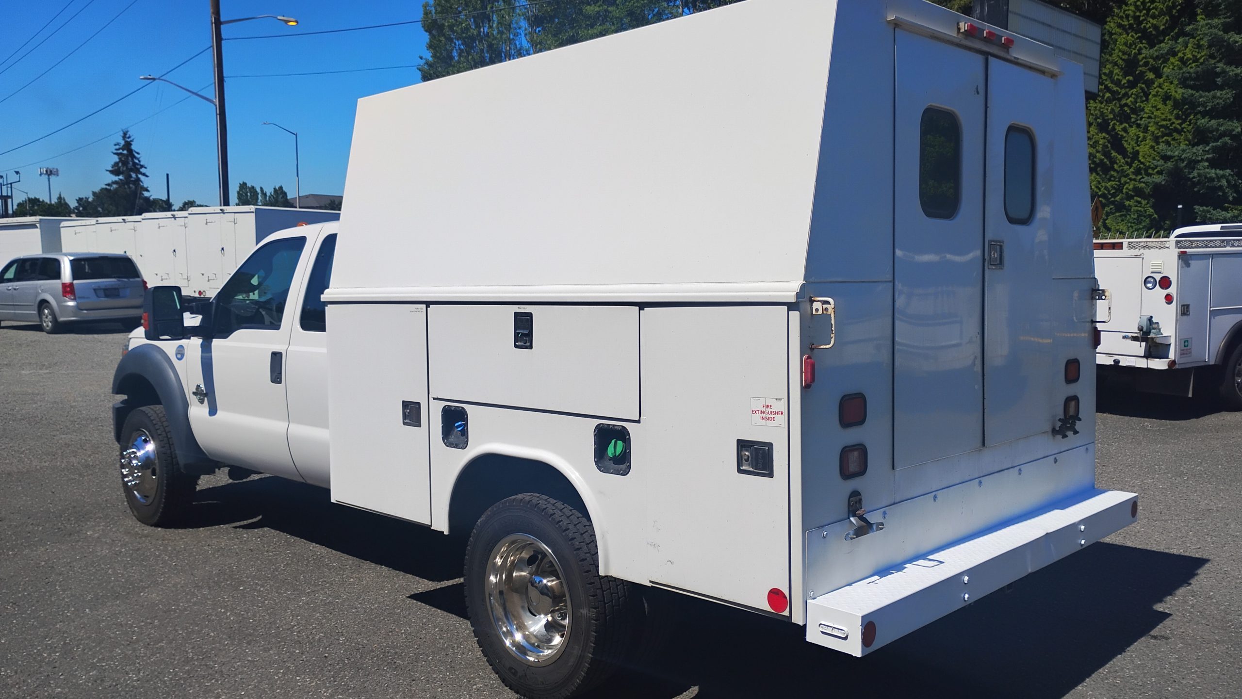 2012 Ford F450 - Covered Service Body 2012 Ford F450 - Covered Service Body - image 5 of 6