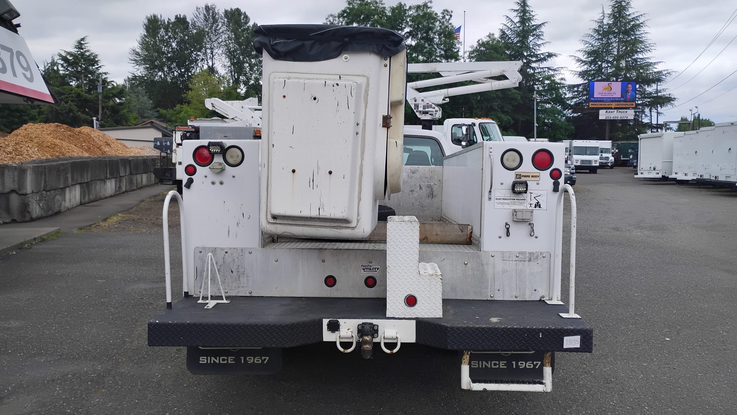 2002 Ford F350 Bucket-Truck 2002 Ford F350 Bucket-Truck - image 6 of 6