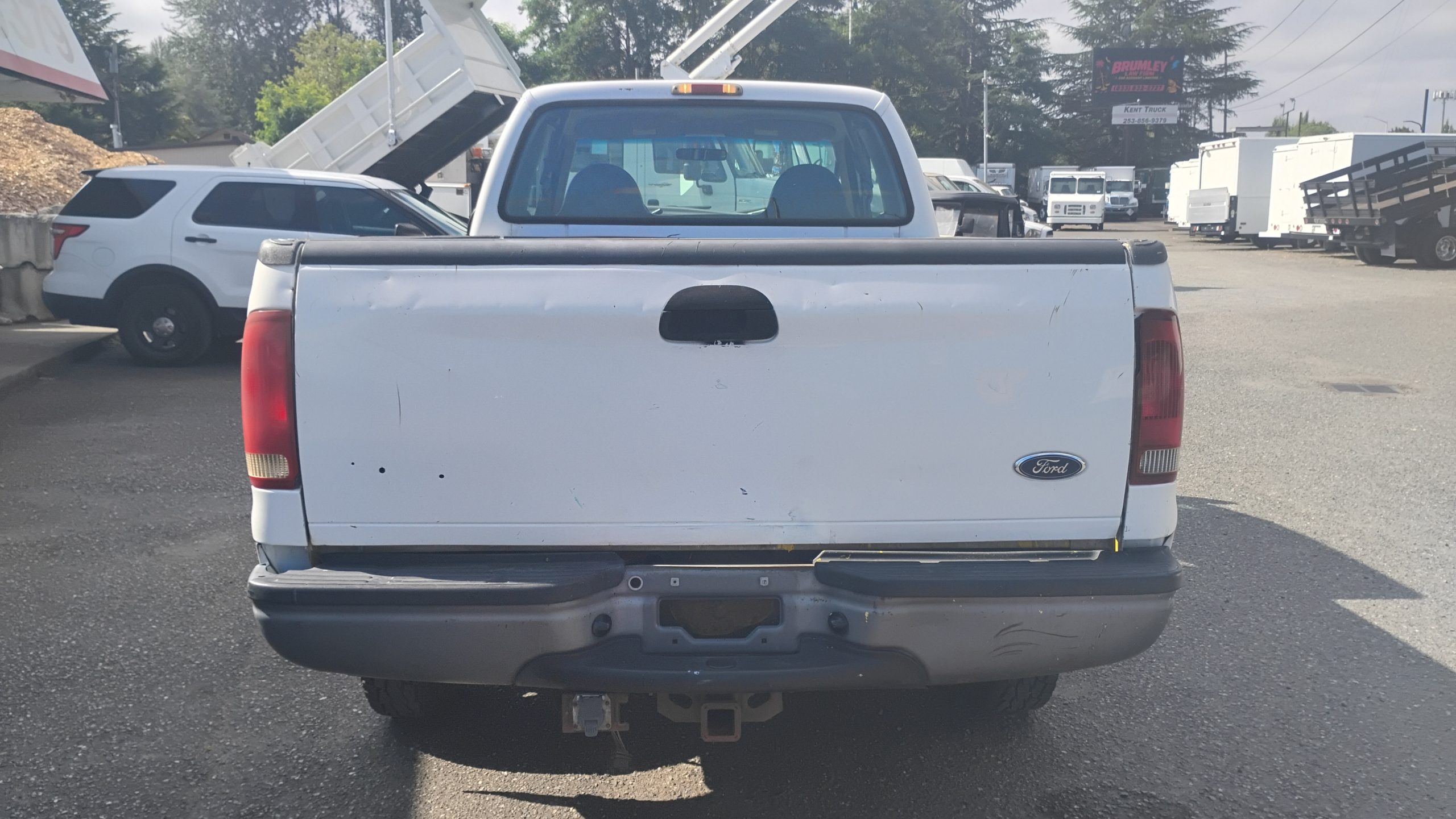 2001 Ford F250 XL Superduty Pickup 2001 Ford F250 XL Superduty Pickup - image 4 of 6