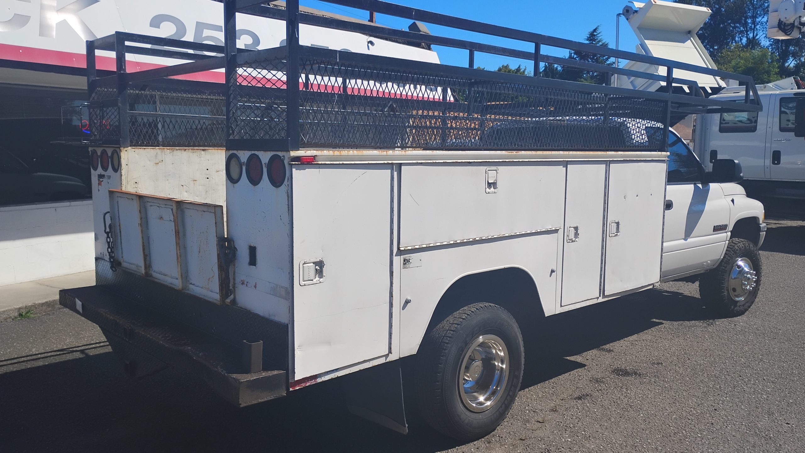 2001 Dodge Ram 3500 Servicebody 2001 Dodge Ram 3500 Servicebody - image 3 of 6