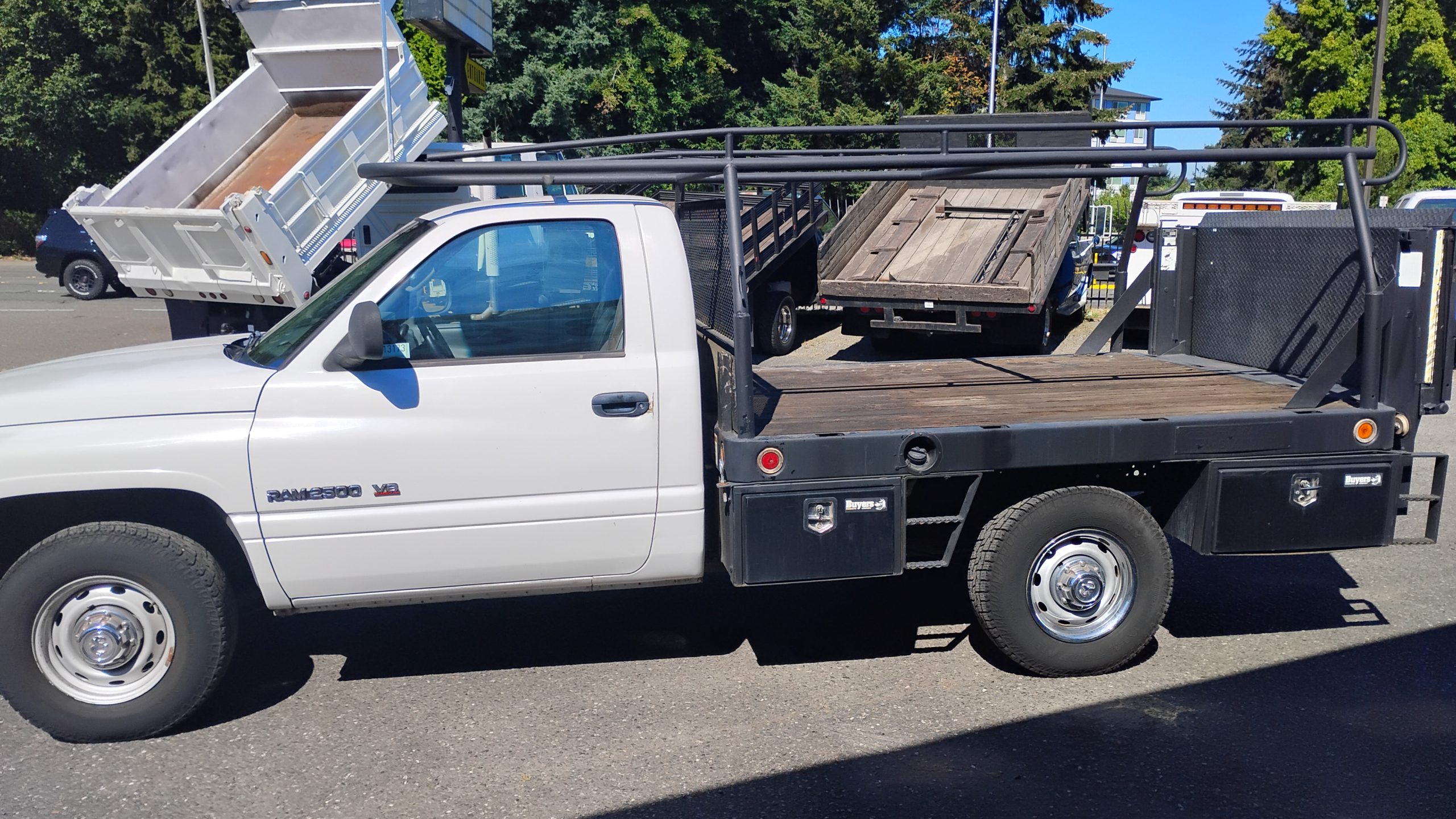 2001 Dodge 2500 Flatbed w/Liftgate 2001 Dodge 2500 Flatbed w/Liftgate - image 6 of 6