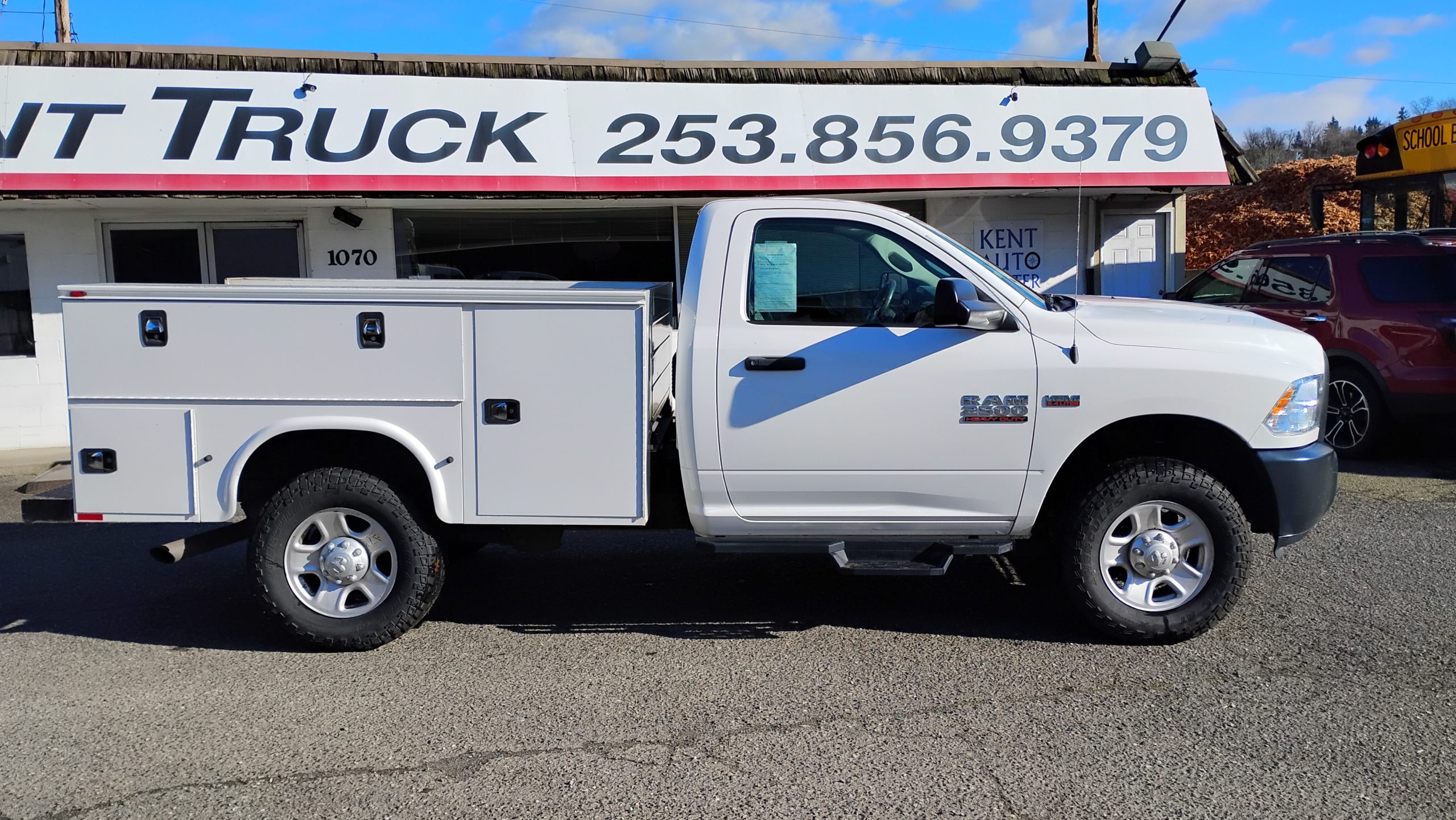 2018 Dodge Ram 2500 ServiceBody 2018 Dodge Ram 2500 ServiceBody - image 2 of 6