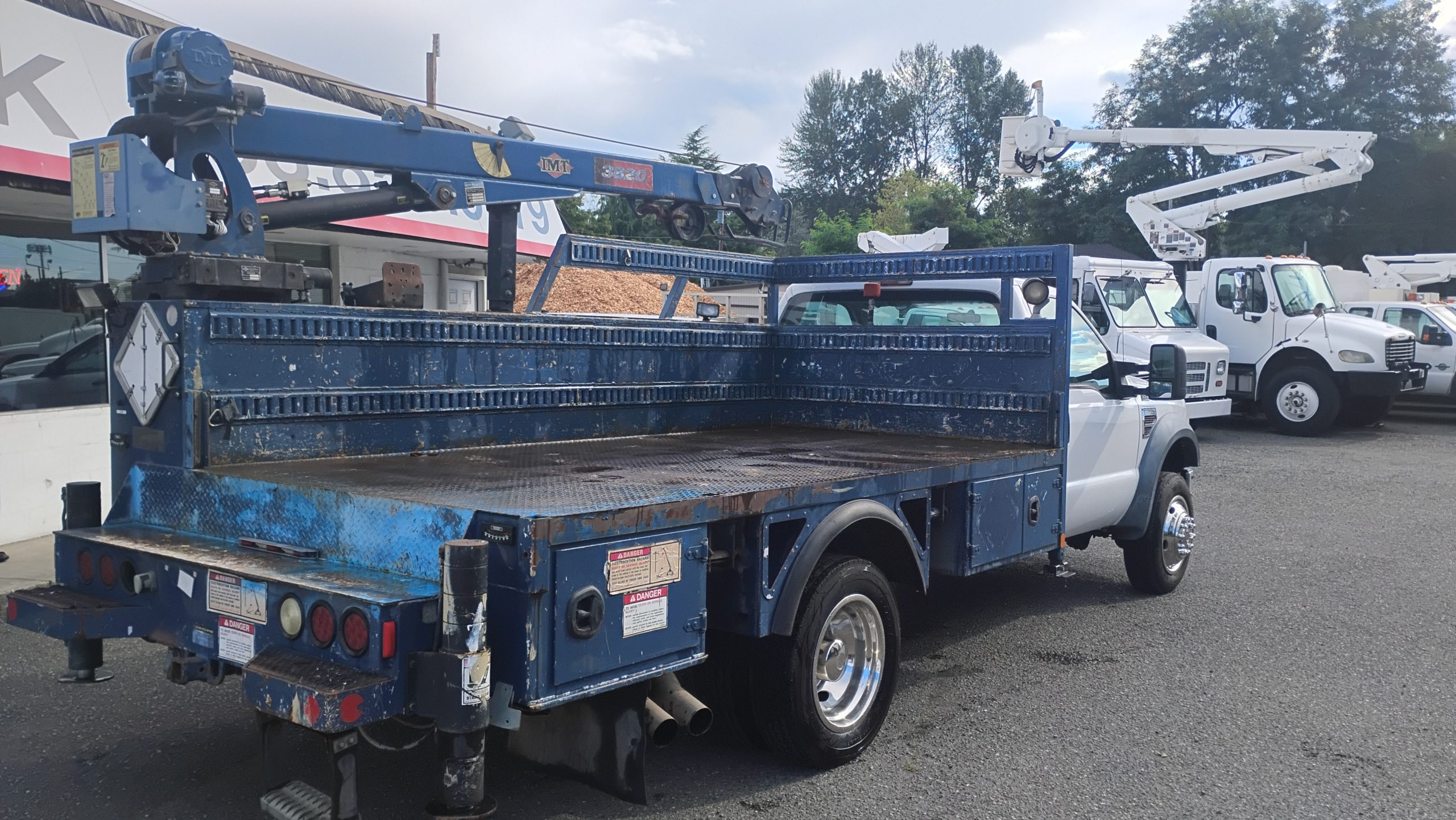 2009 Ford F550 (Crane Truck) 2009 Ford F550 (Crane Truck) - image 3 of 6